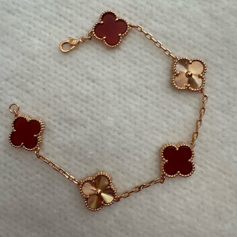 Clover Bracelet 925 Sterling Silver with 18K Rose Gold Plated 15mm Red Carnelian